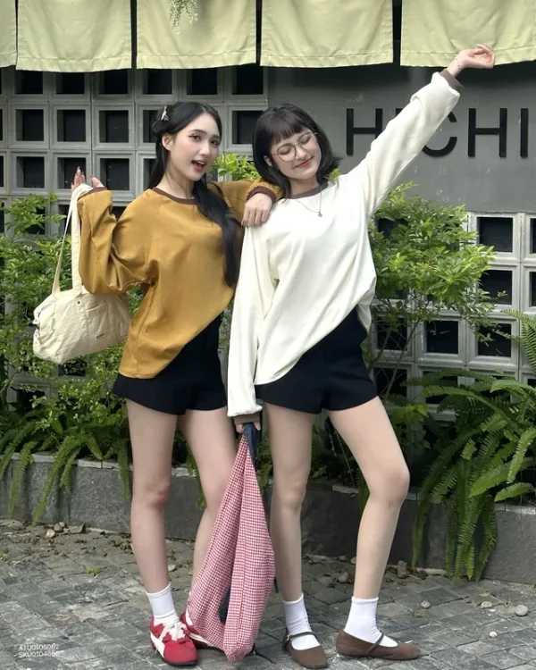 IMG_0423 Short kaki nữ trơn túi đinh kèm đai đôi