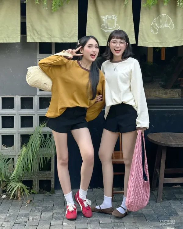 IMG_0425 Short kaki nữ trơn túi đinh kèm đai đôi