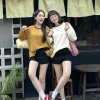 Short kaki nữ trơn túi đinh kèm đai đôi