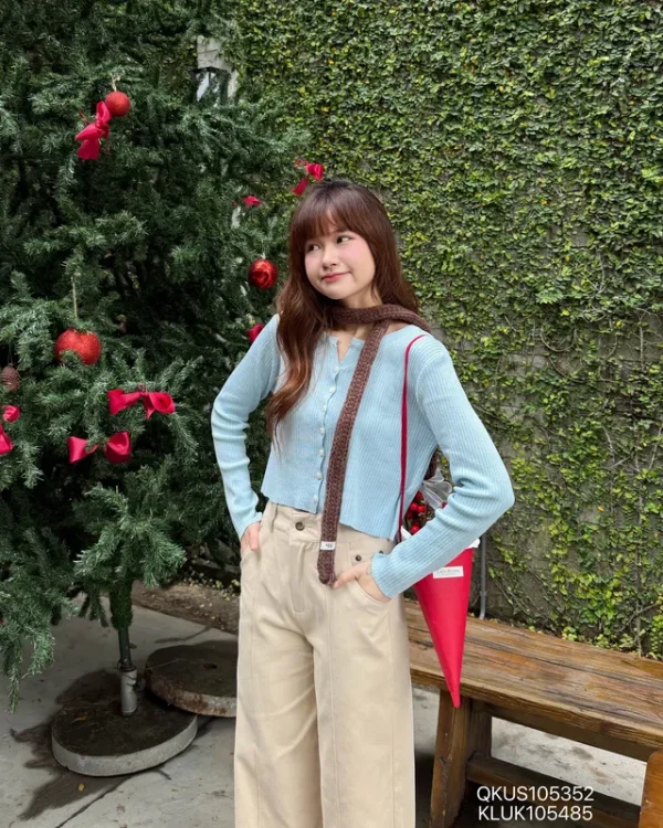 Quần kaki nữ ống suông phối 2 đường viền giữa